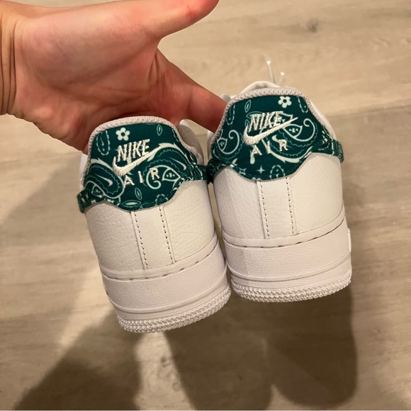 NEW Nike paisley Air Force 1 - Picture 3 of 5